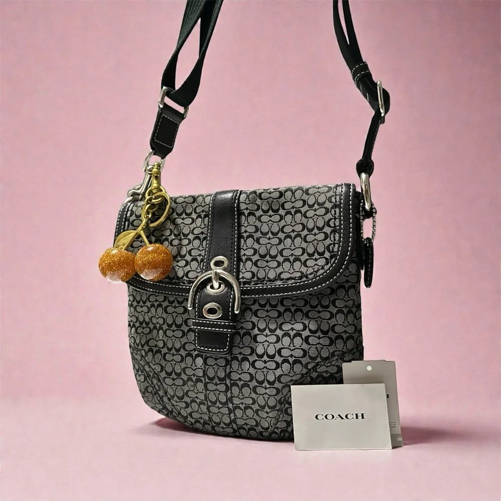 Vintage Coach soho shoulder bag Signature Black and Gray Crossbody Bag - Picture 3 of 15